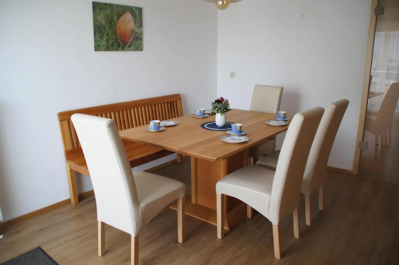 Ferienwohnung Loretta Hergatz 0*,